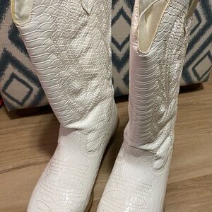 White healed “Cowgirl” boots